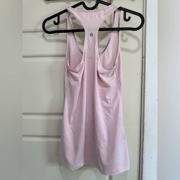 Lululemon tank - Picture 2 of 3